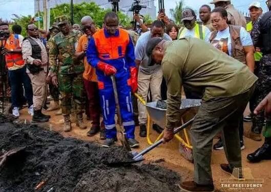 Ghana : Deux jours de nettoyage national dans les régions touchées par les inondations