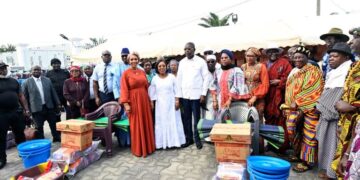 Koumassi Campement : Dominique Ouattara offre 65 millions FCFA d’aide aux familles déguerpies