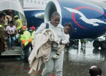 Afrique du Sud : Le Nigeria rapatrie 1490 ressortissants après une vague d’attaques xénophobes