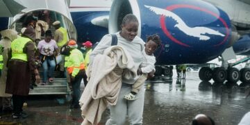 Afrique du Sud : Le Nigeria rapatrie 1490 ressortissants après une vague d’attaques xénophobes