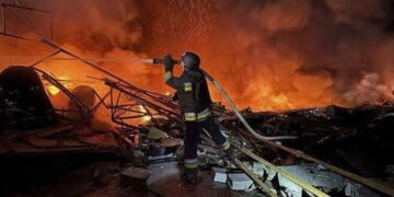 Ukraine : Au moins 17 morts dans une attaque russe massive