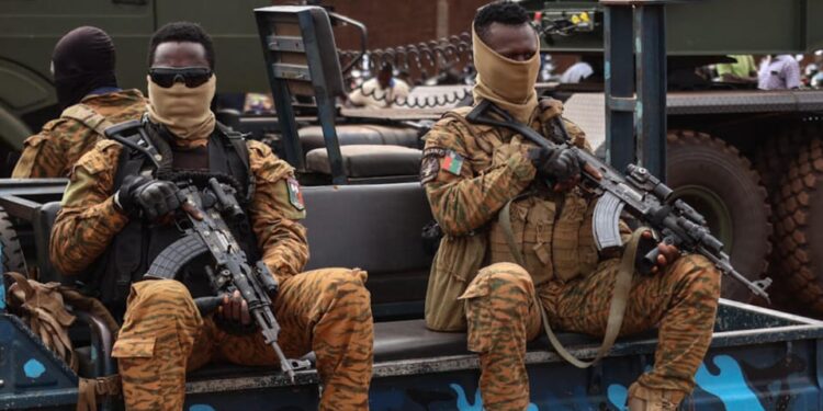 Burkina Faso : Au moins 48 morts dans des représailles de l’armée contre des civils