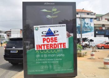 Côte d&rsquo;Ivoire : Un délai de 15 jours pour le retrait des panneaux publicitaires non autorisés