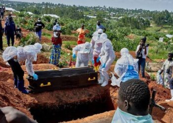 Ebola en RDC : Plus de 2 700 morts et 70 000 doses de vaccin mobilisées