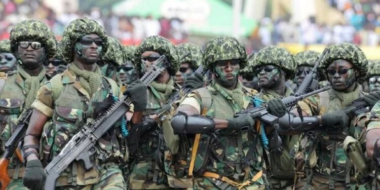 Nigeria : Le gouvernement décide d’augmenter les salaires des militaires