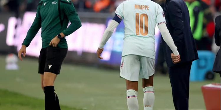 Ligue des nations/UEFA: Zidane signe sa première victoire mais perd Mbappé sur blessure