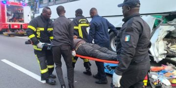 Autoroute du Nord : 9 morts dans une collision entre un car et un camion