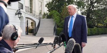 Après son accord avec Poutine : Trump réclame un nouveau président ukrainien