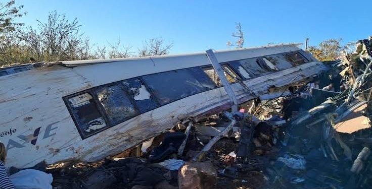 Espagne : Au moins 46 morts dans une collision entre deux TGV